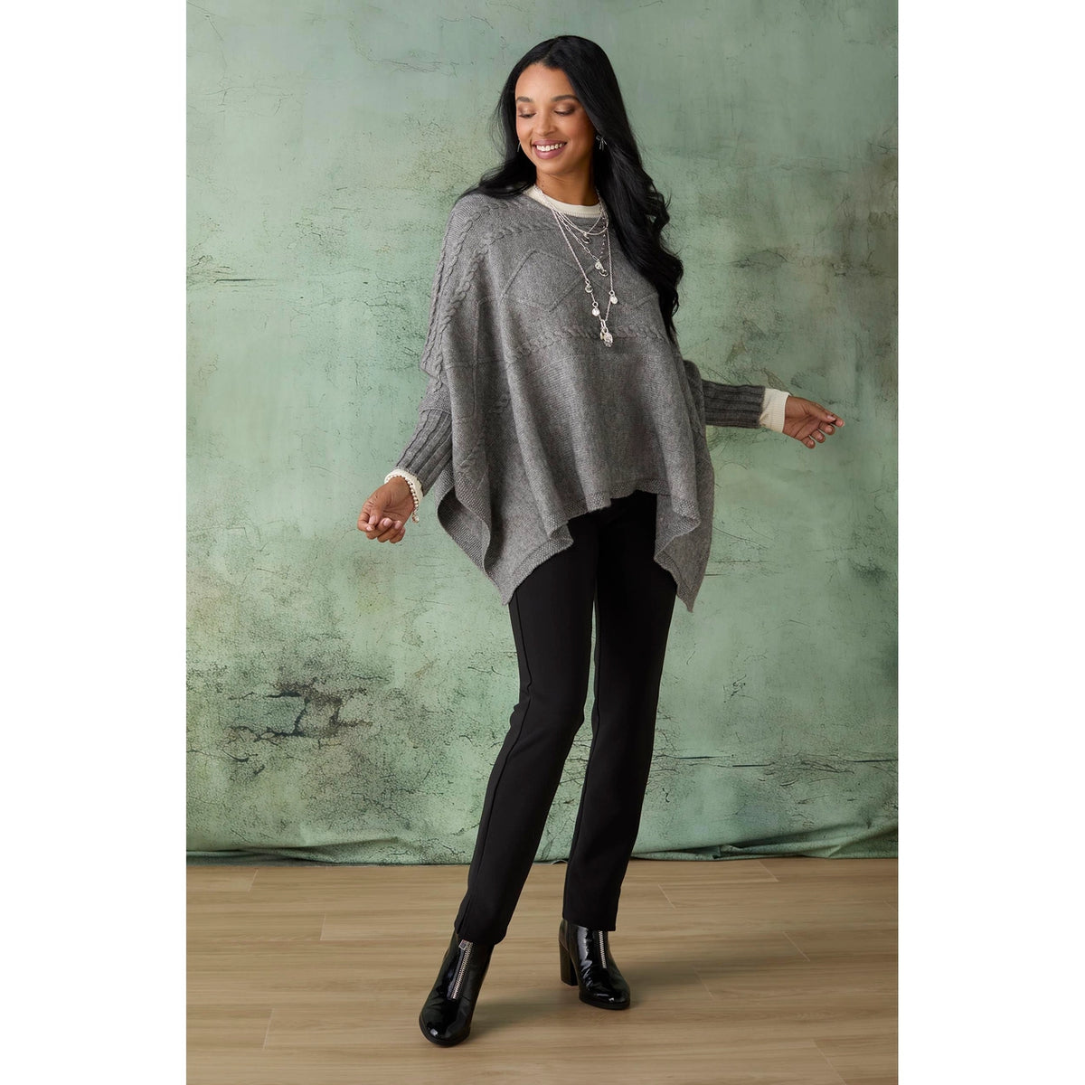 Black High-Waist Slim Straight Pants 2639199