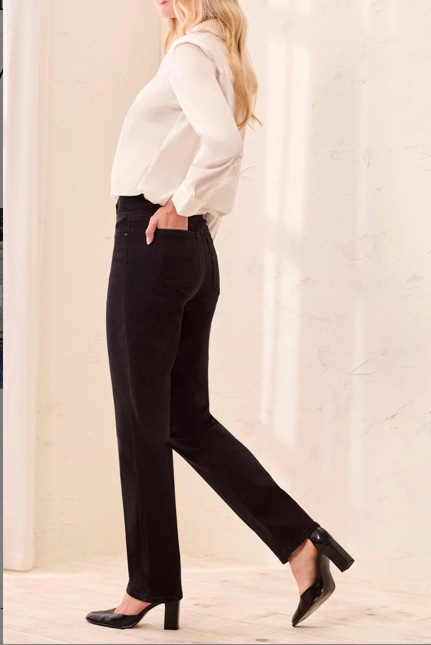 Tribal Sophia Curvy Straight Jeans in Black 7572O-5050-0002
