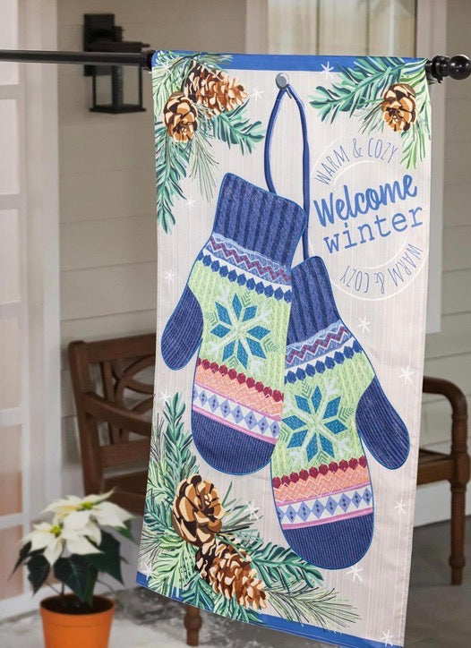 Winter Mittens Flag Evergreen 1610390