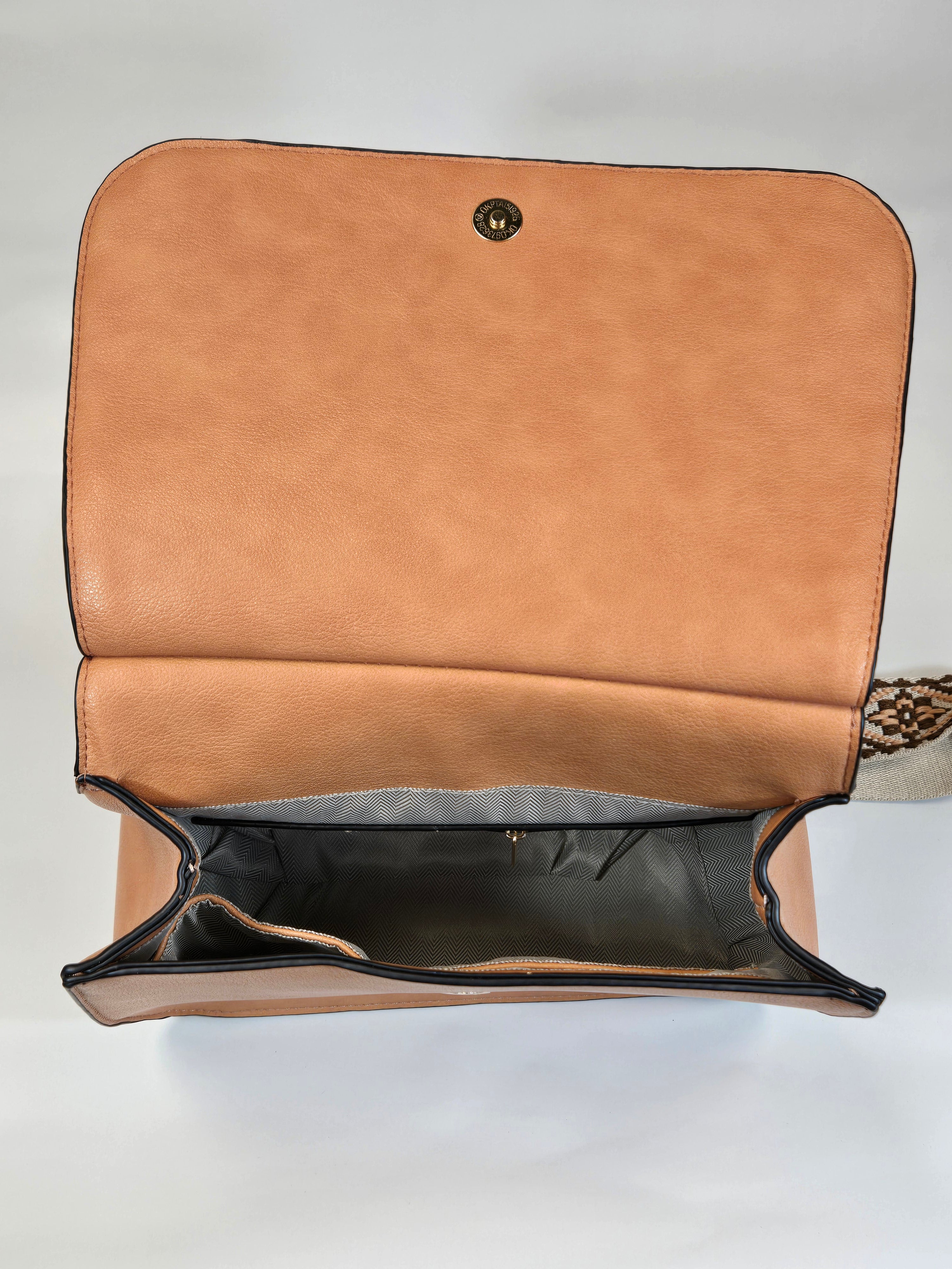 Bailey Bag Jen & Co M1970 Apricot