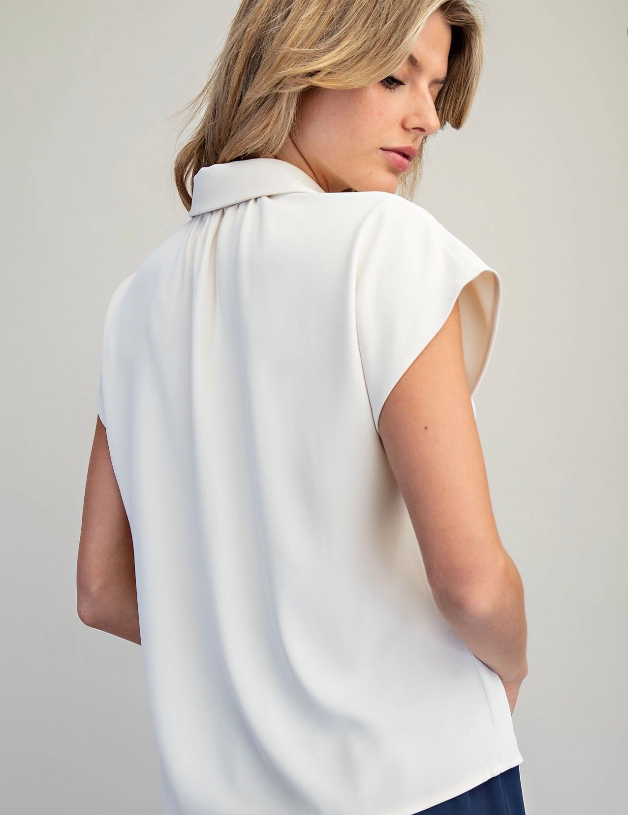 Eesome White Button Up Blouse TK16013