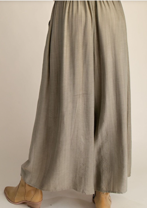 Dusty Mushroom Palazzo Easel EB90241