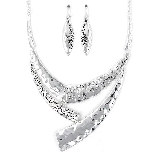 Antique Silver Filigree hammered Bib Necklace Set 0011 Premiere FR2415