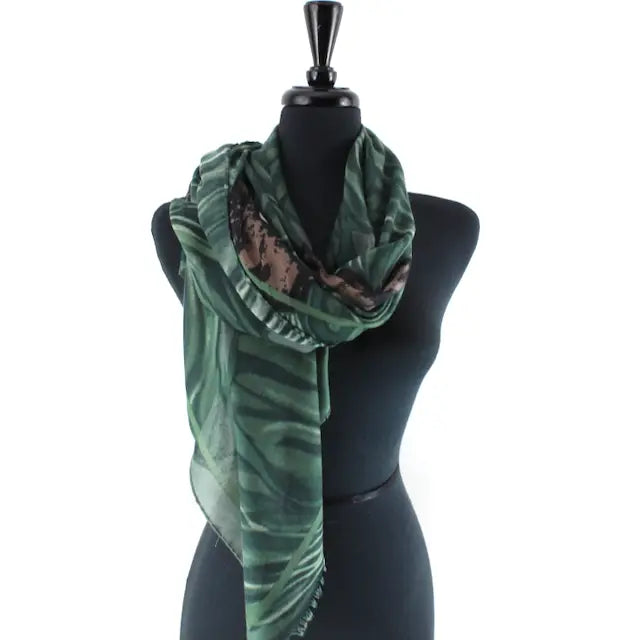 Green Printed Scarf Pretty Persuasions s25208-01